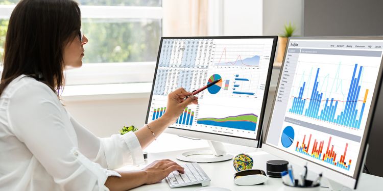 Is Upskilling Essential to Become a Business Analyst in Mumbai?