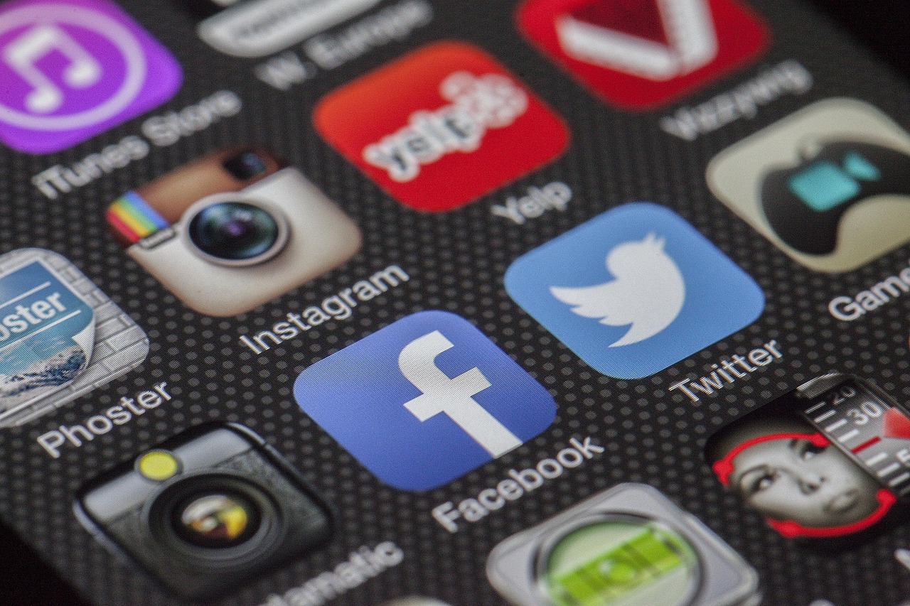 Phone, display, apps — "promotion