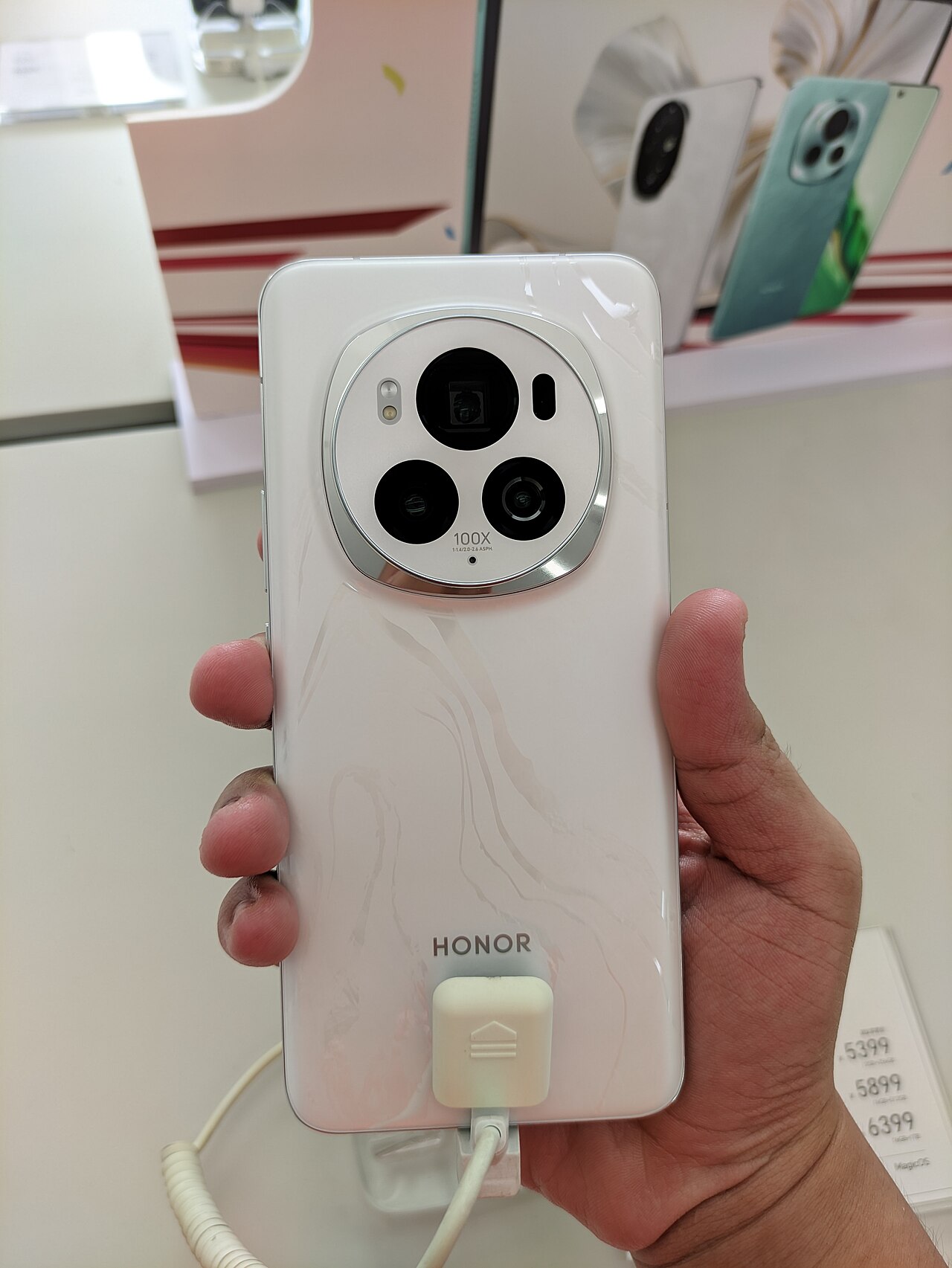 Honor Magic V7 leak: Best proven features revealed!